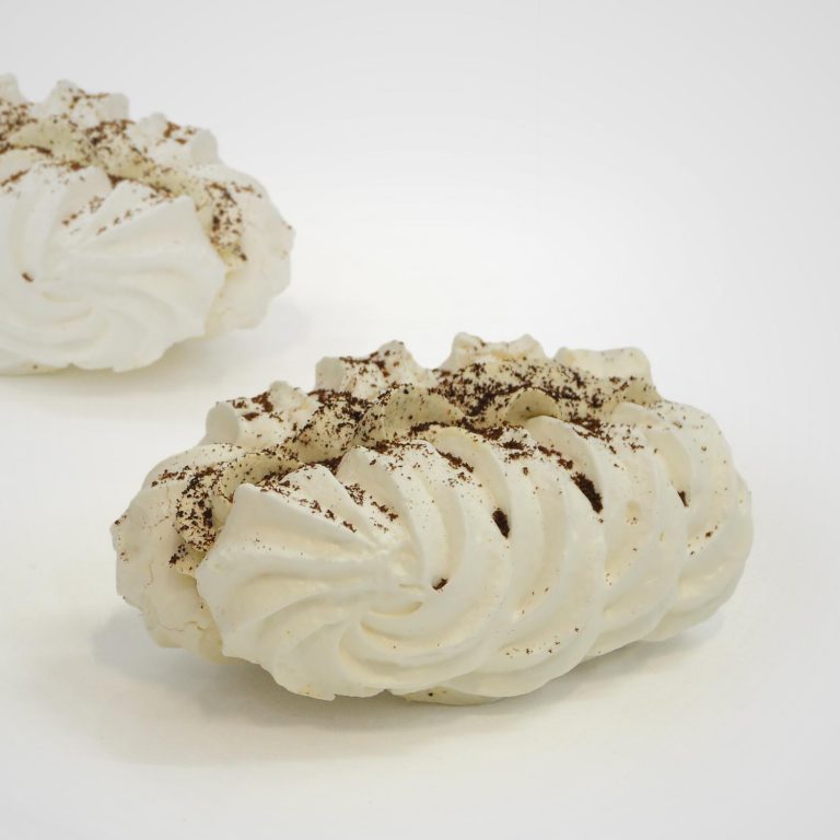 Bezy z kremem w ofercie Cukierni Tycner