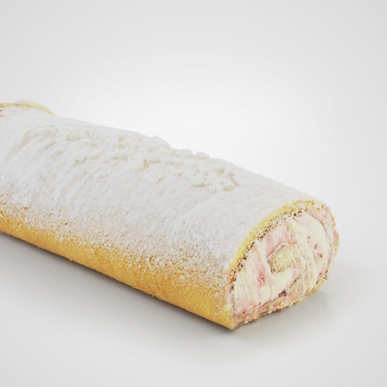 Rolada truskawkowa w ofercie Cukierni Tycner